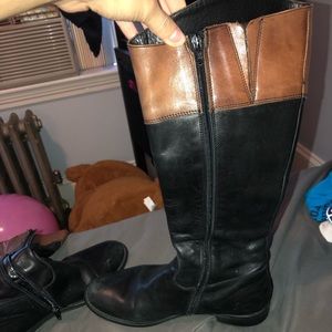Aldo Shoes - Black/ Brown cute boots Aldo Shoes - Black/ Brown cute boots